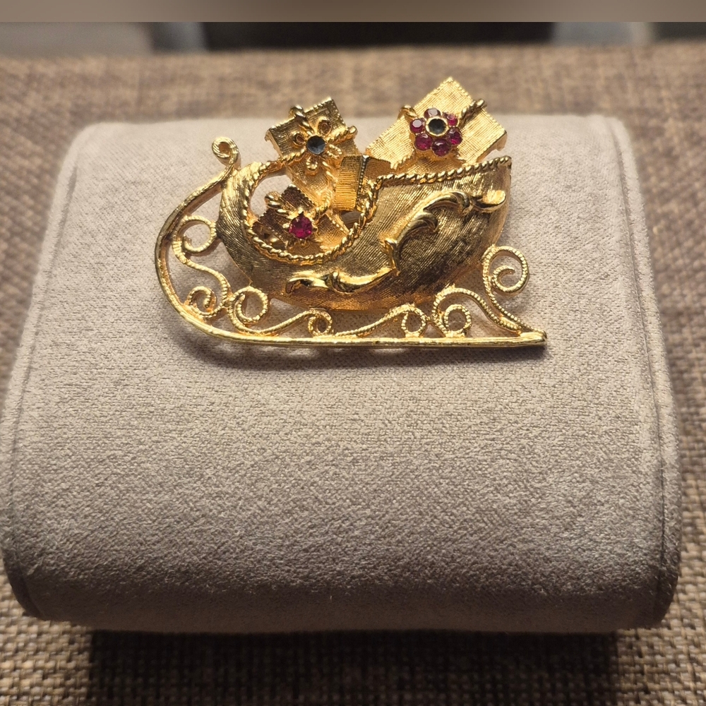 Vintage Mylu Gold Sleigh Brooch with Gem Accents